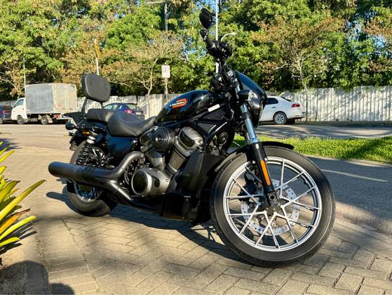 HARLEY-DAVIDSON NIGHTSTER SPECIAL 